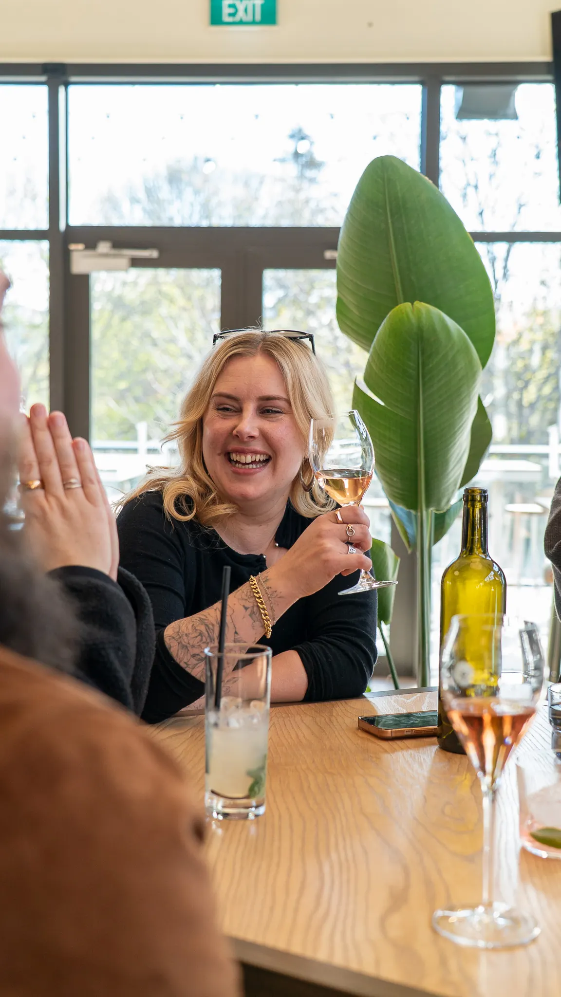 a drink and a laugh at babylon